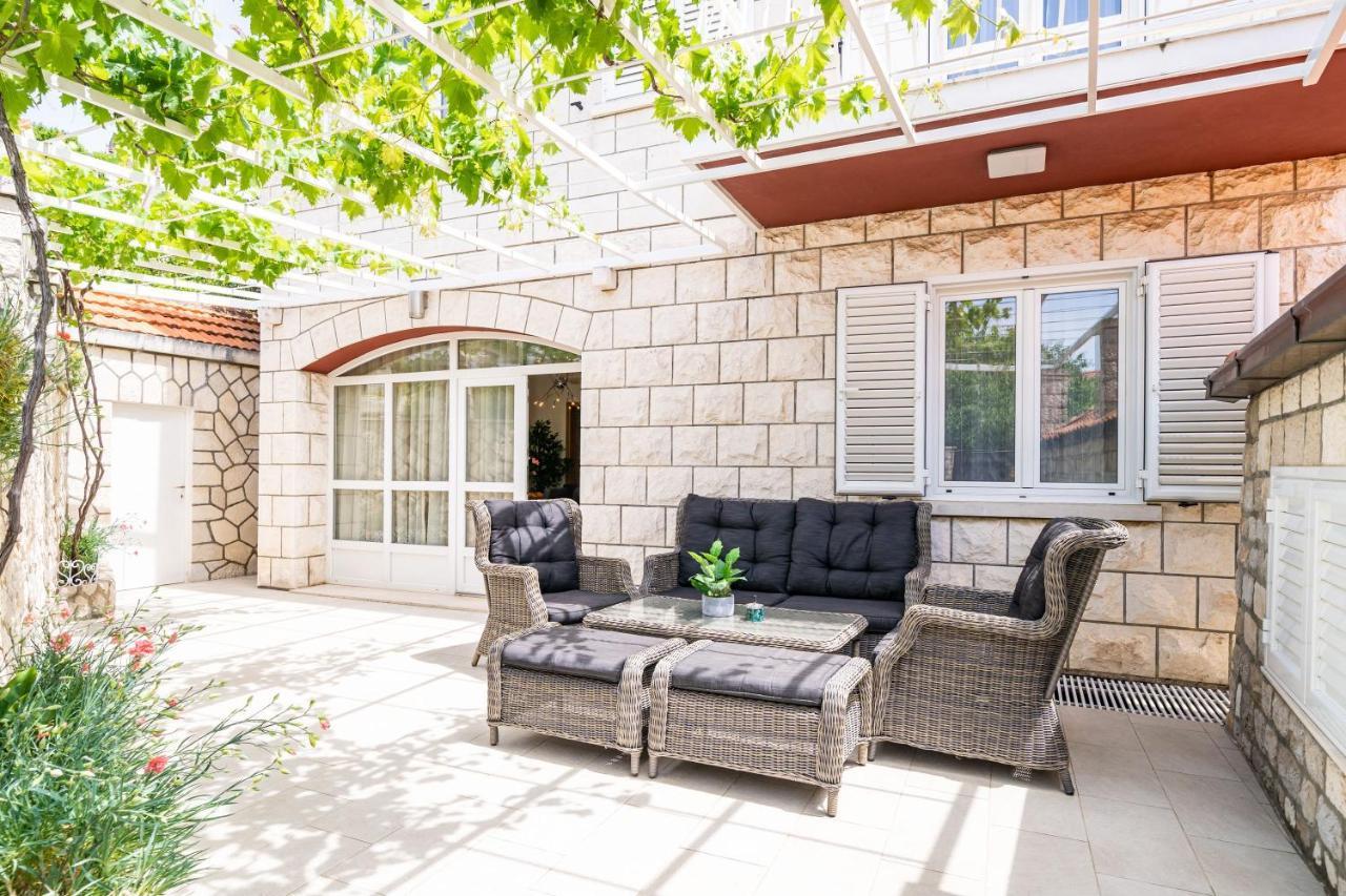 Holiday Home King Дубровник Екстериор снимка