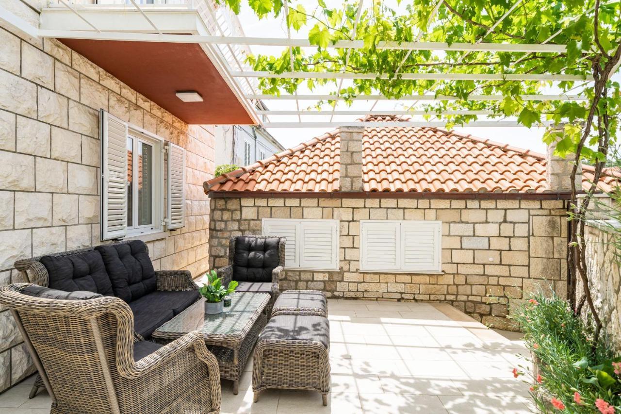 Holiday Home King Дубровник Екстериор снимка