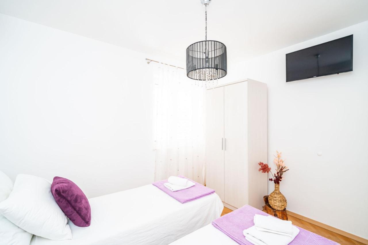 Holiday Home King Дубровник Екстериор снимка