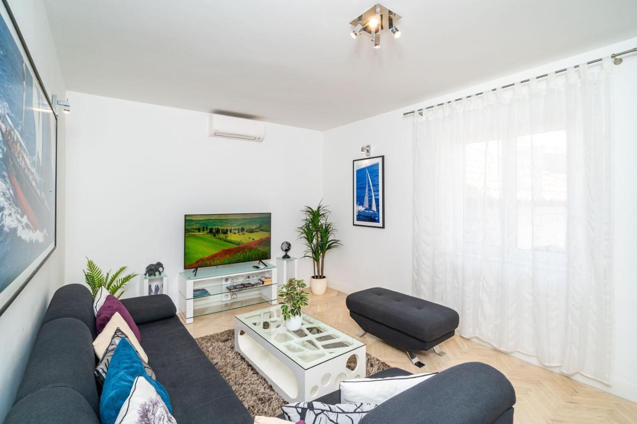 Holiday Home King Дубровник Екстериор снимка